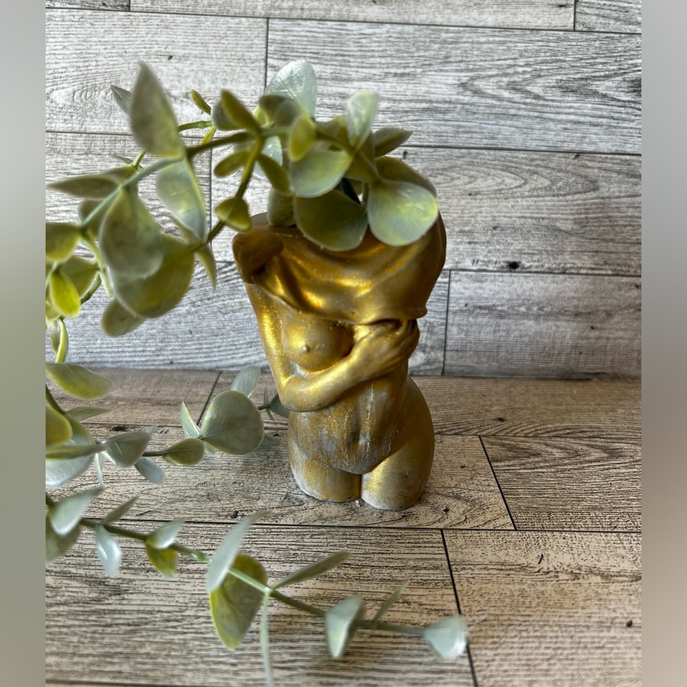 Cement pot female figure